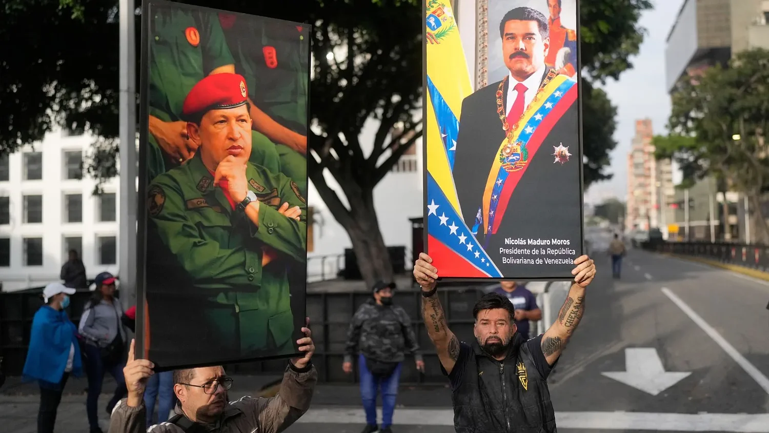 U.S. strikes Venezuela, says its leader has been ‘captured’ and flown out of the country