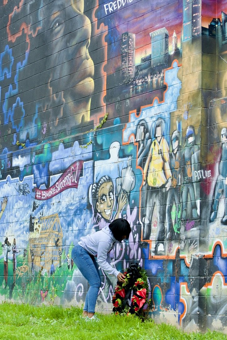 Wreath laying ceremony honors Freddie Gray 10 years after brutal death