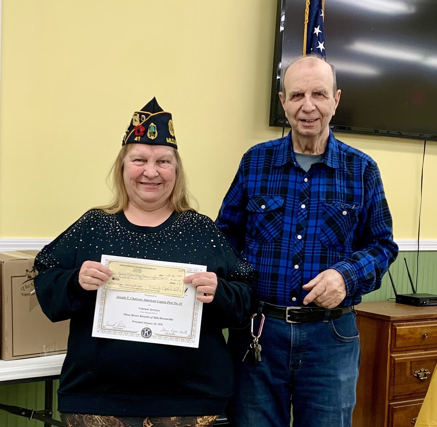 Three Rivers Kiwanis 8-Ball Pool League donates to American Legion, BearCats