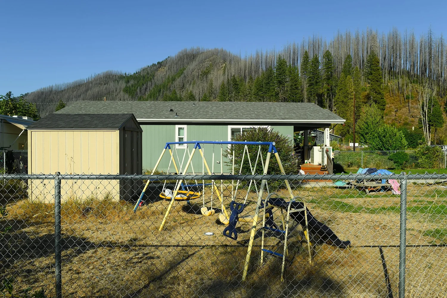 Holiday Farm Fire survivors urged to apply for homeowner assistance program