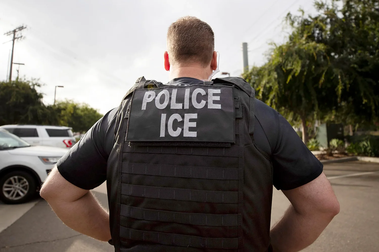 Judge orders immediate release of man who ICE detained after a traffic stop last week. The detention may have violated the man’s rights. 