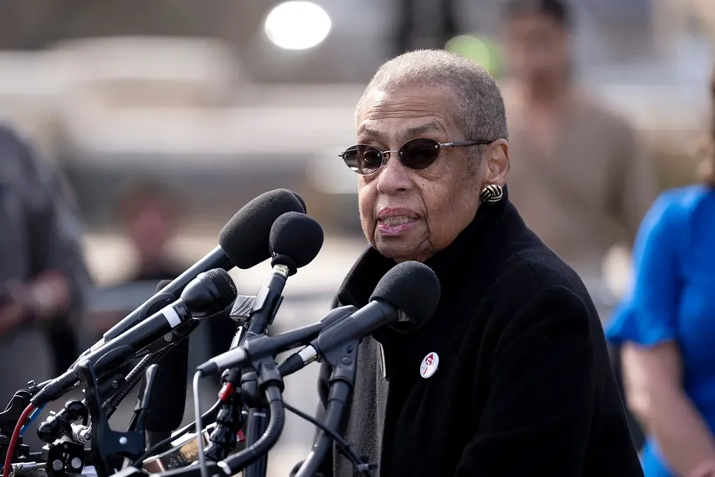 White House intervention in D.C. prompts calls for its 18-term House delegate to step down