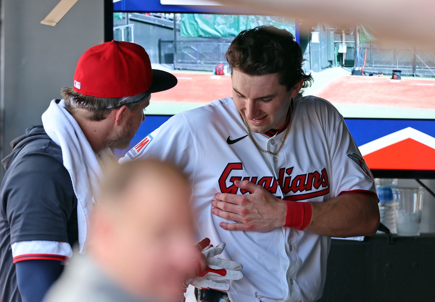 Chase DeLauter’s status unclear, Brayan Rocchio climbs in Stephen Vogt’s lineup — Guardians takeaways
