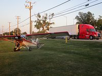 Plane makes emergency landing on Joliet golf course