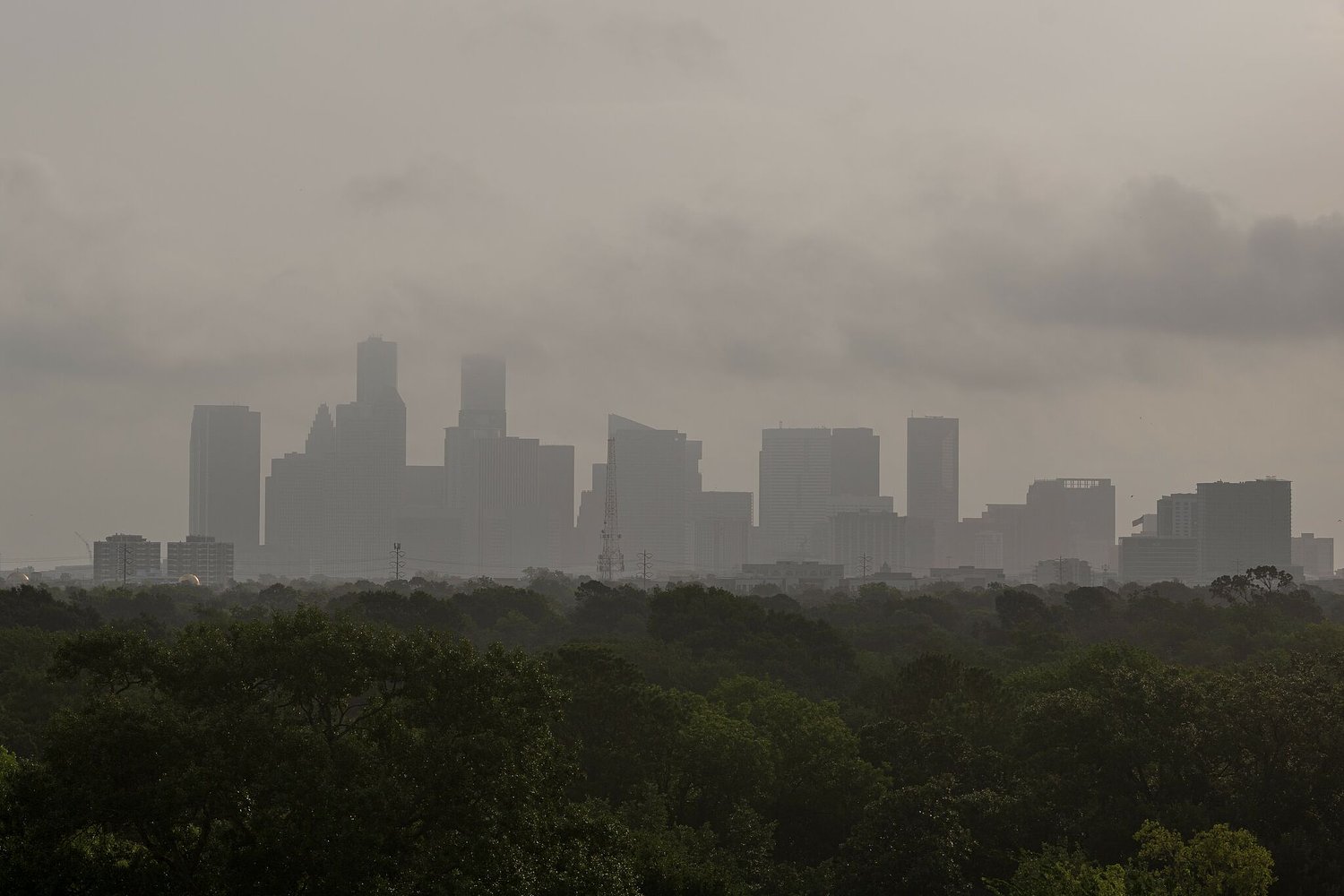 Saharan dust plume to blanket southeast Texas following thunderstorms