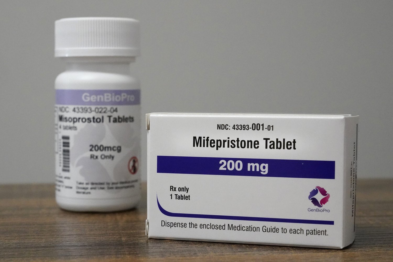 Mississippi lawmakers send bill that criminalizes abortion-inducing medication to governor