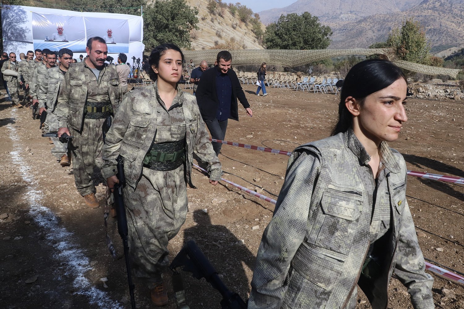 Lawmakers keep arm’s length from WH’s reported Kurdish insurgency push in Iran