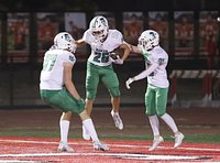 York’s Henry Duda scores 3 TDs, goes over 300 total yards in win against Hinsdale Central