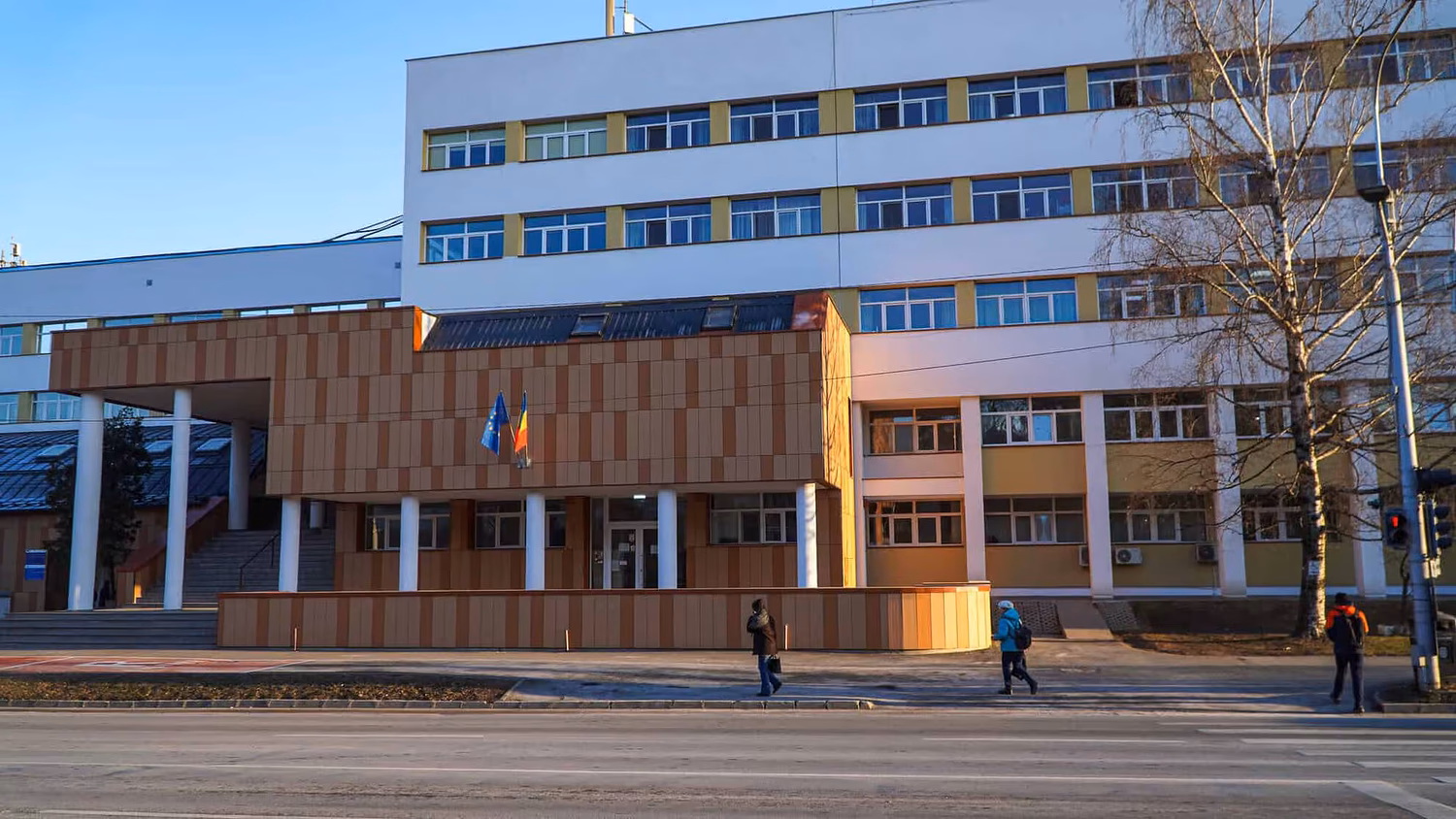 Asistenta care a făcut infarct în timpul serviciului la Sibiu: a fost operată de urgență