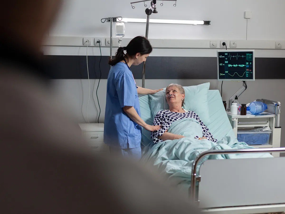 Lege nouă: butoane de panică pentru pacienți și camere video în ATI și UPU în toate spitalele