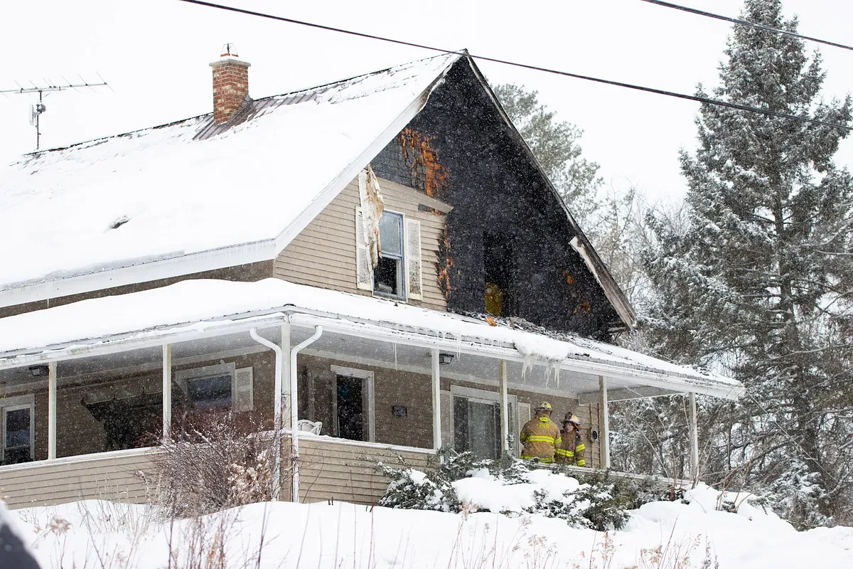 Man dies in Presque Isle house fire