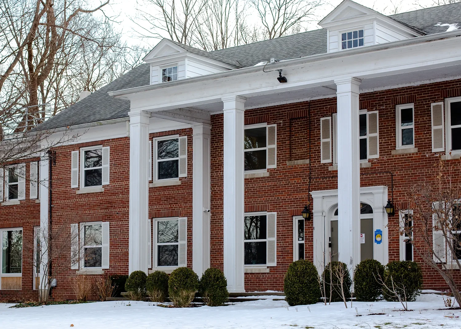 Warming shelters open in Flint amid freezing temperatures