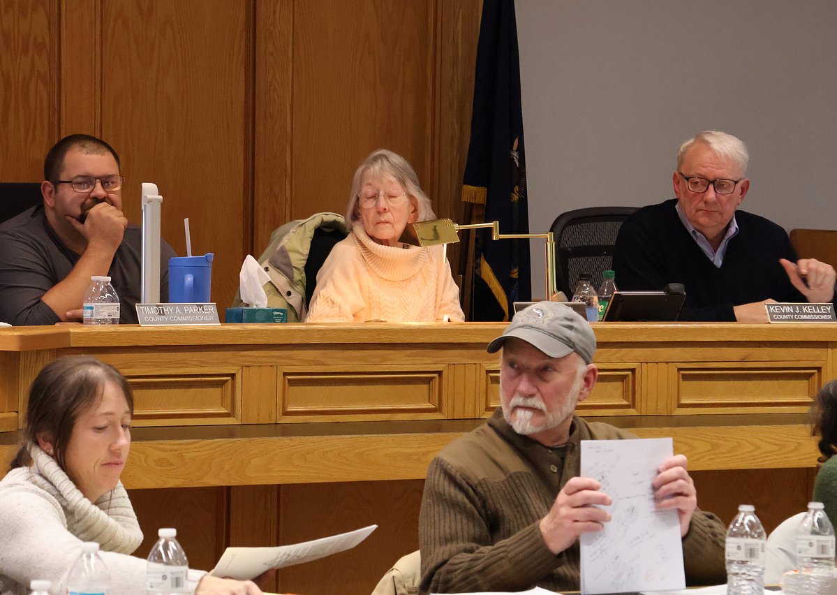 Waldo County commissioners cut their own pay and benefits amid budget problems