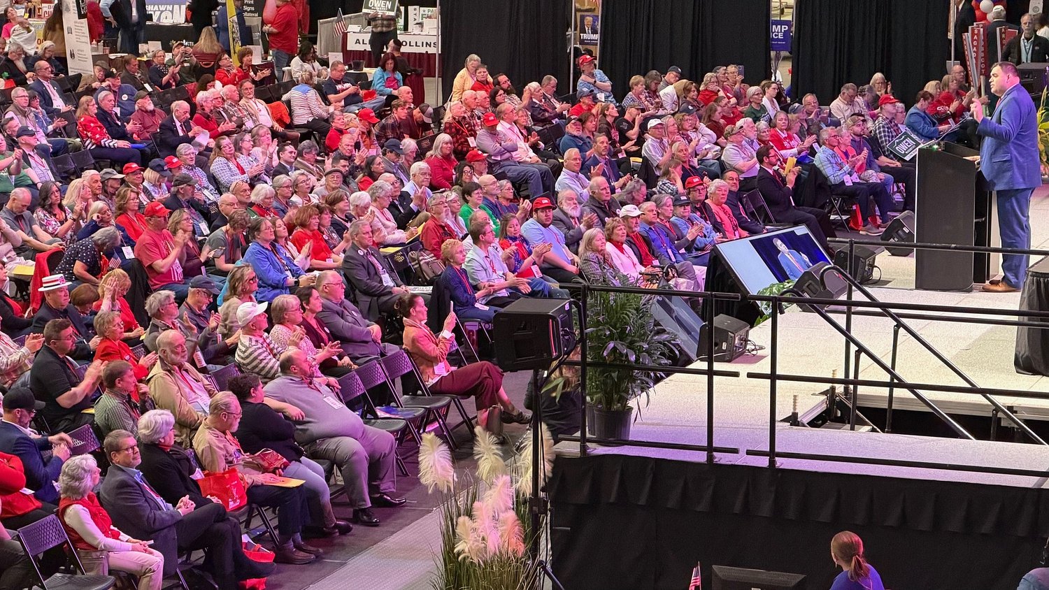 Maine GOP projects unity around crowded gubernatorial field at convention