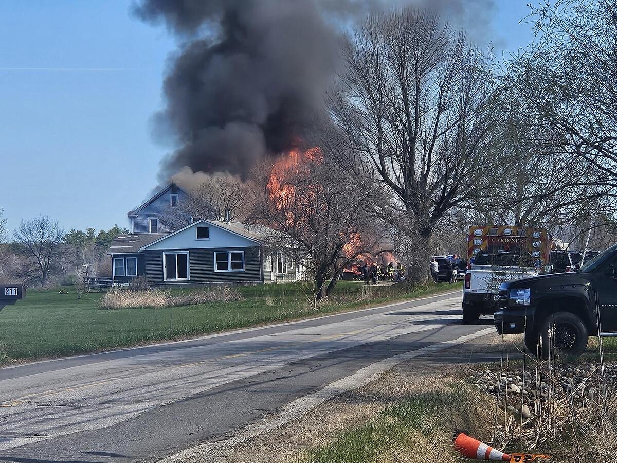 Firefighters battle blaze at Maine farmhouse