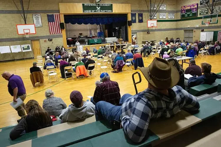 Preview: Orford voters to decide on bridge removal and trail creation