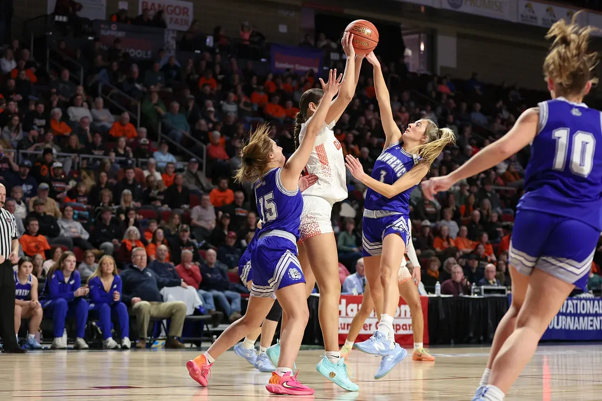 It's almost like this central Maine basketball duo can read each other's minds