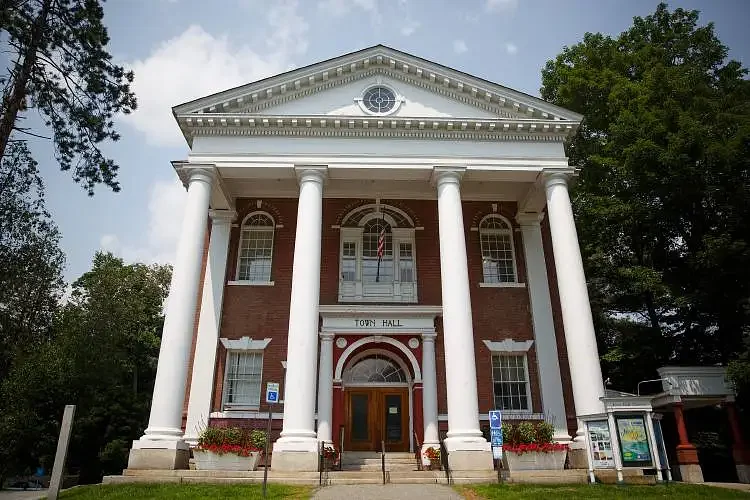 Woodstock Selectboard seeks resident to fill vacant seat