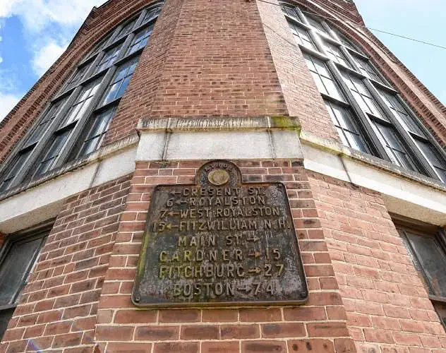 Federal grant to assist former L.S. Starrett employees