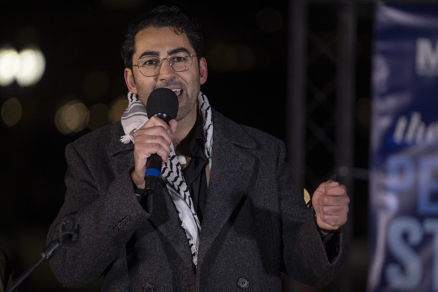 Progressive congressional staff meet with Columbia protest leader Mohsen Mahdawi
