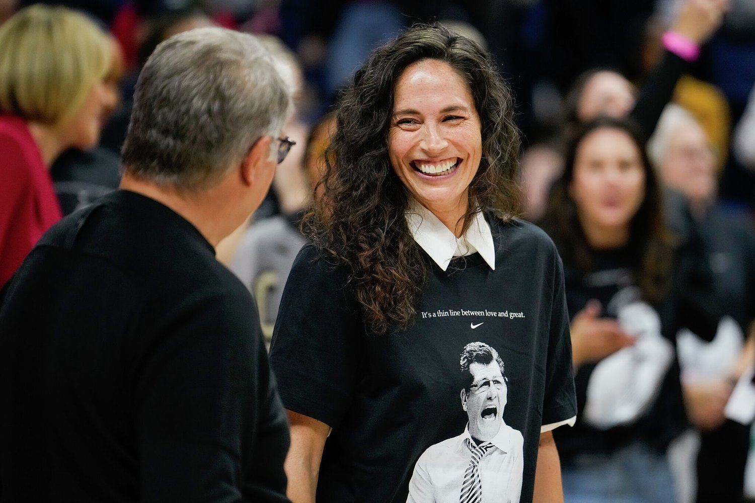 Geno Auriemma looks back on Sue Bird's 'legendary' career as UConn retires her No. 10