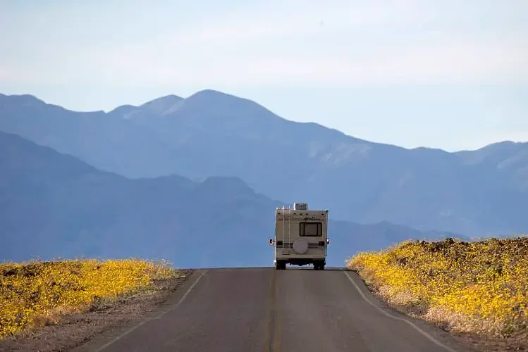 Suncookin’ with Rob Azevedo: Road tripping