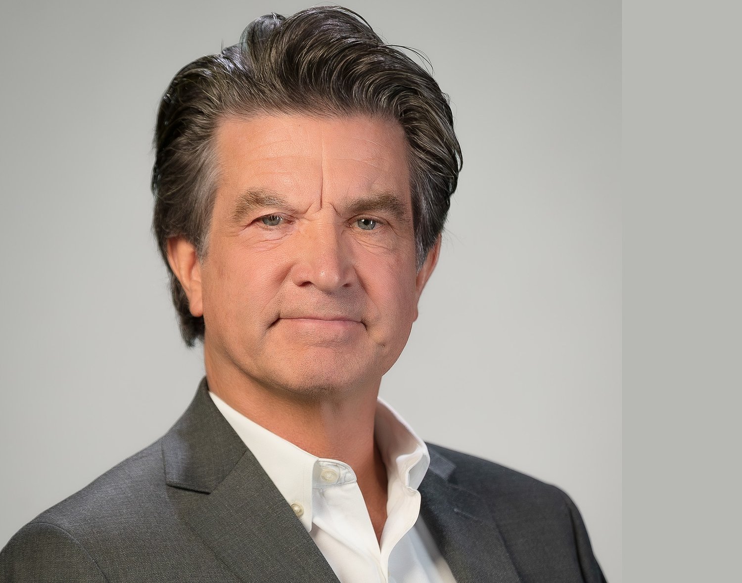 Company news: Martin Custer hired by Pathfinder Bank