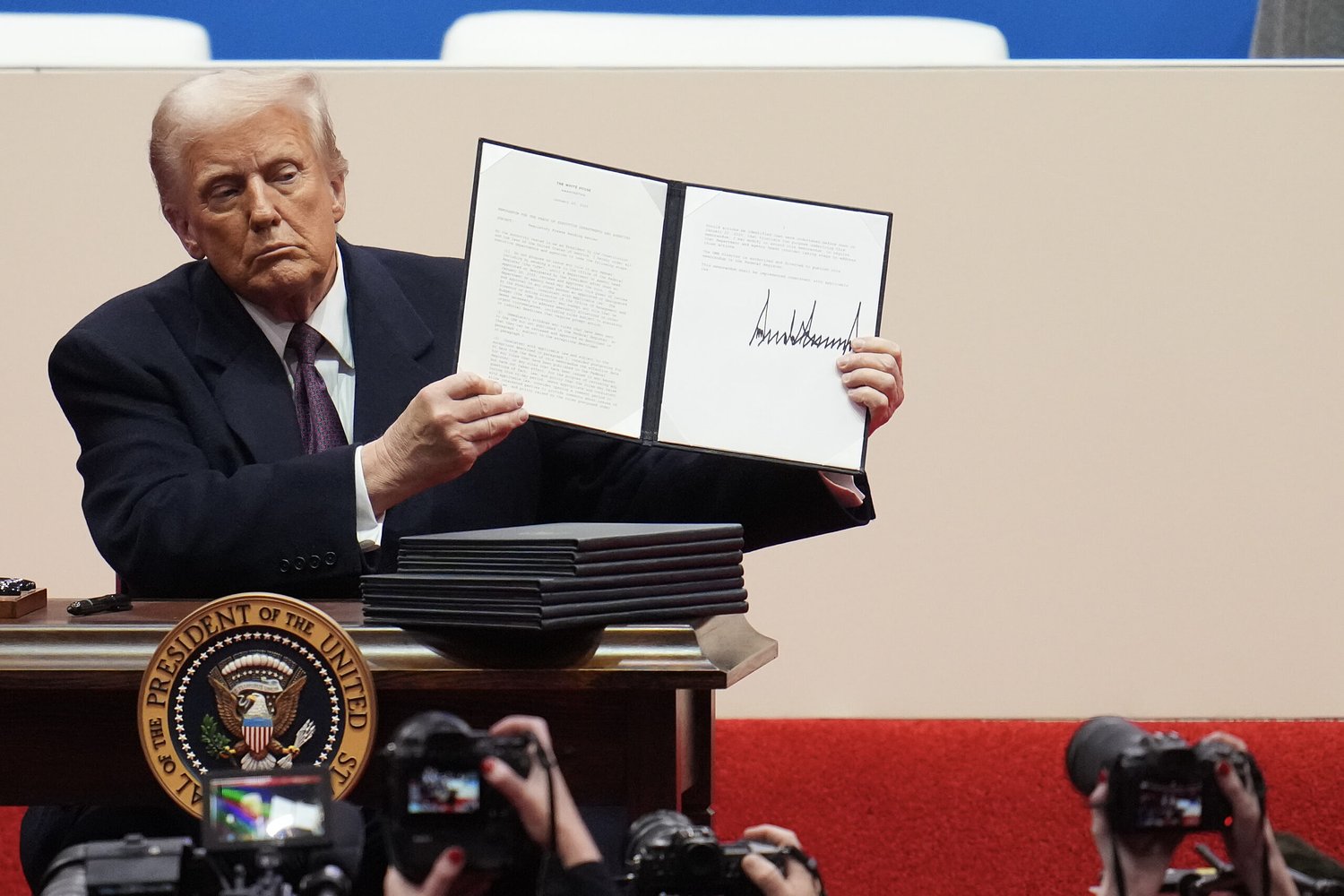 Trump: U.S. and Iran reach ceasefire deal