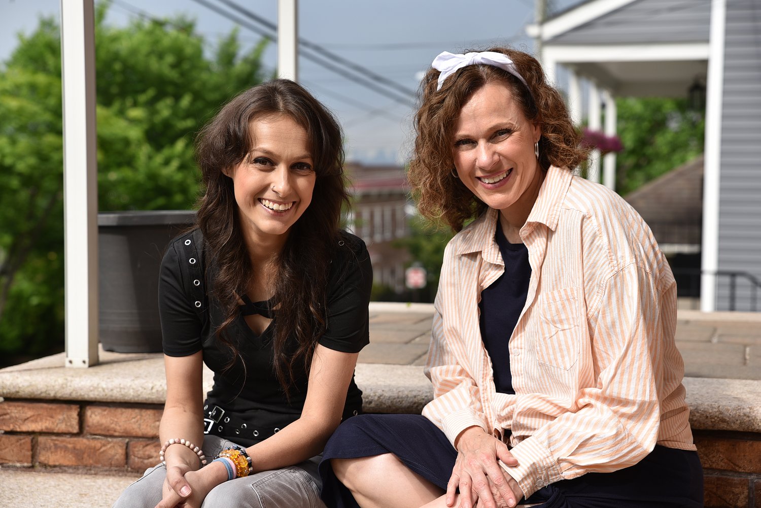Staten Island mom, teacher sounds alarm on youth mental health crisis
