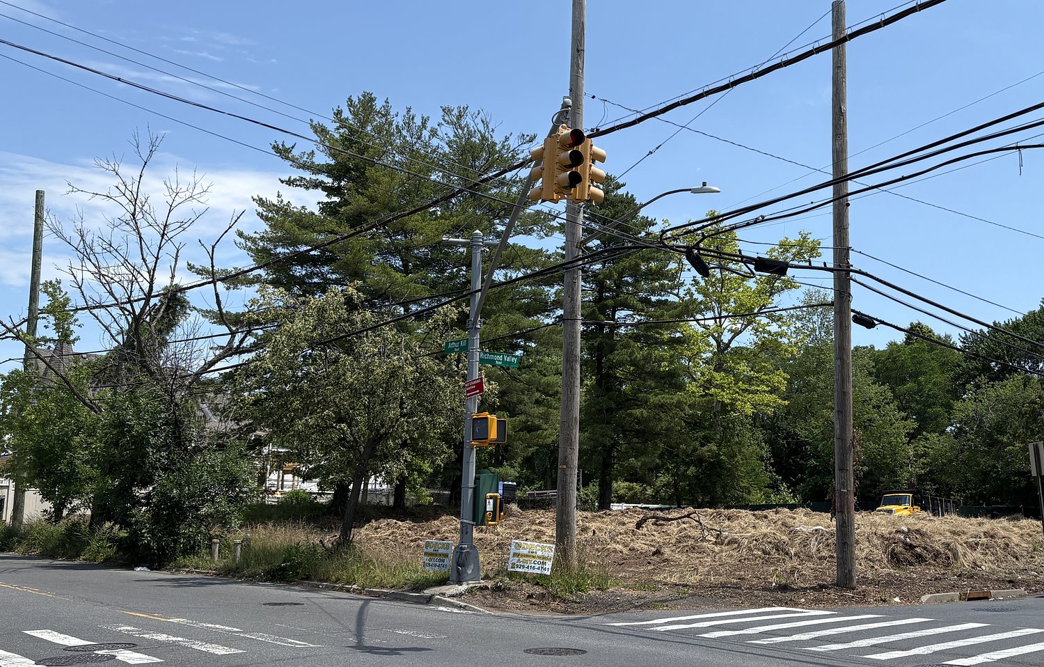 Staten Islanders worry about recent work at planned homeless shelter site