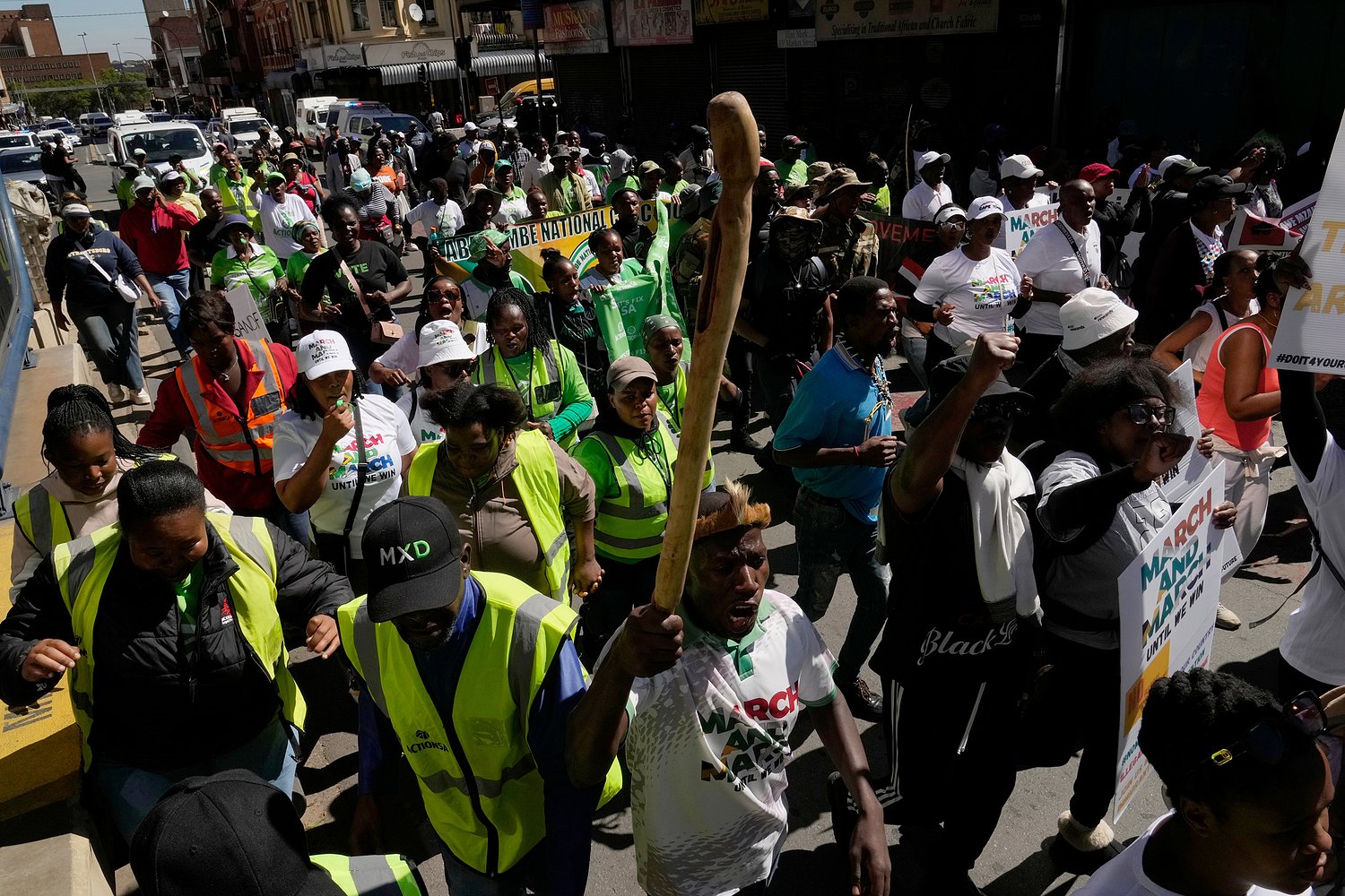 Amid anti-migrant attacks, South African clergy urge dialogue and open doors