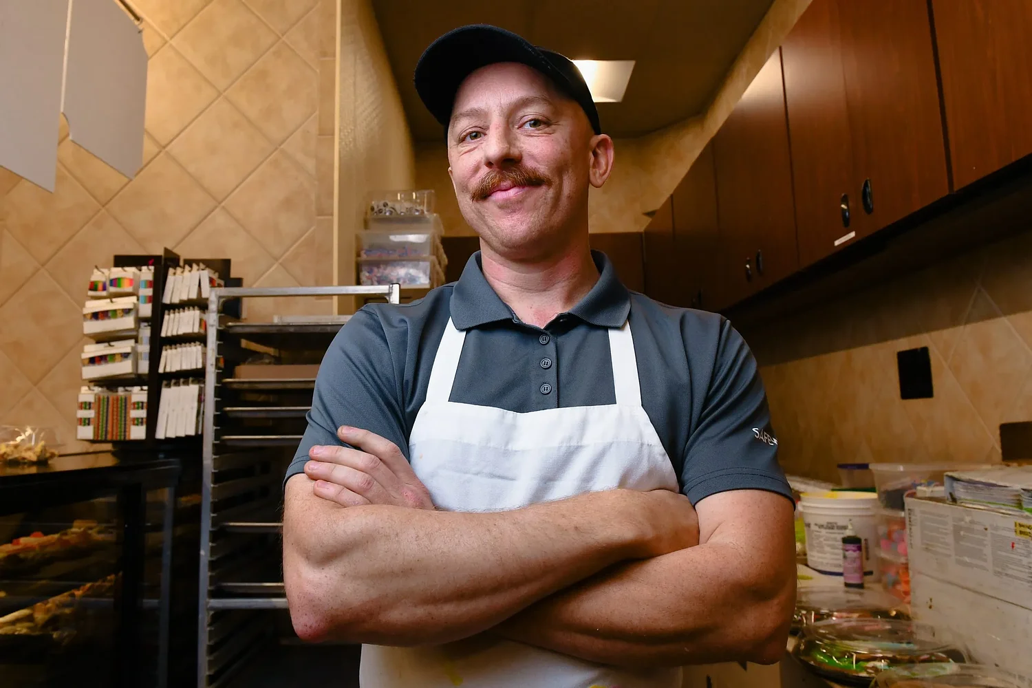 At a Eugene Safeway, this artist’s canvas is a cookie