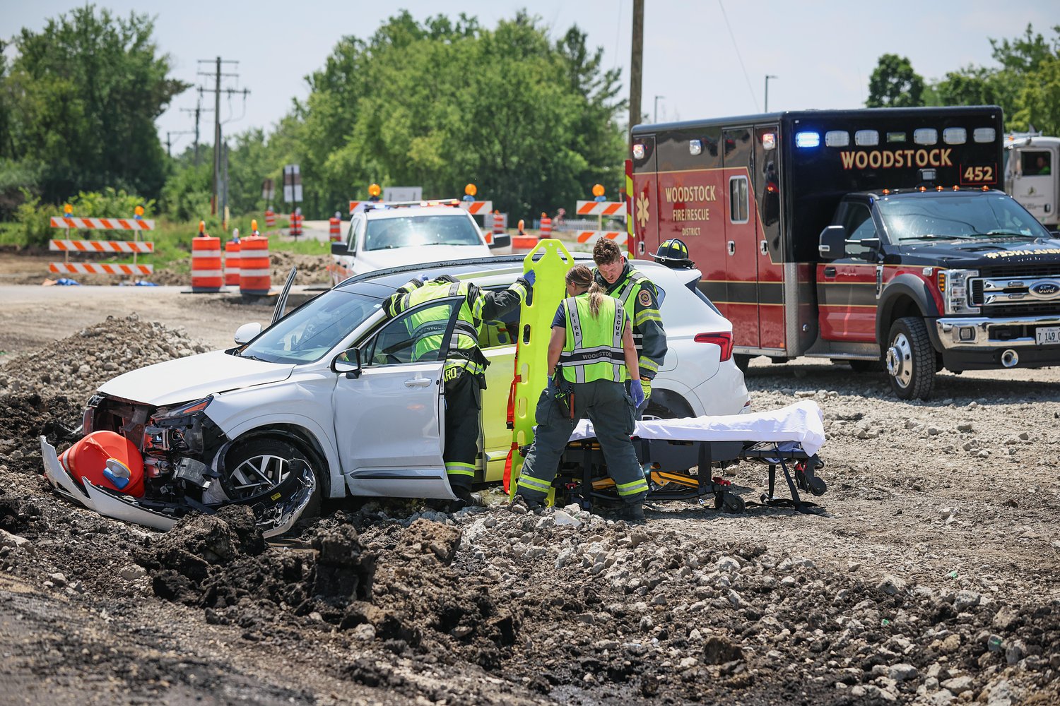 2 injured in head-on crash in construction zone along Route 47 in Woodstock
