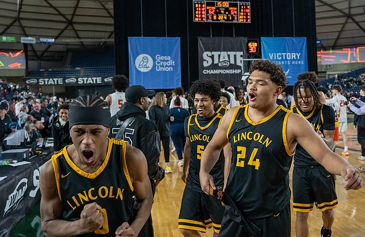 Shareef-Dulanaey's Heroics Propel Lincoln Abes To State Final