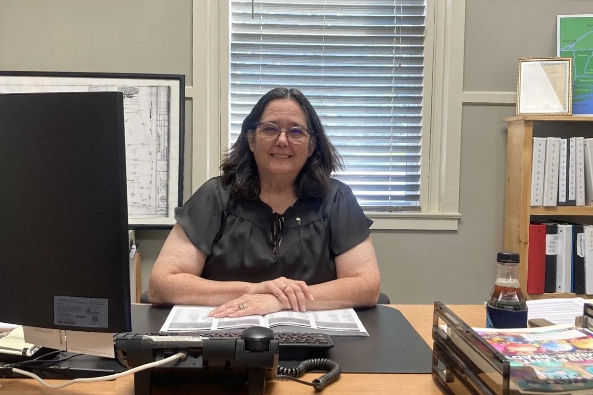 Madison town manager resigns after improper dismissal by Select Board