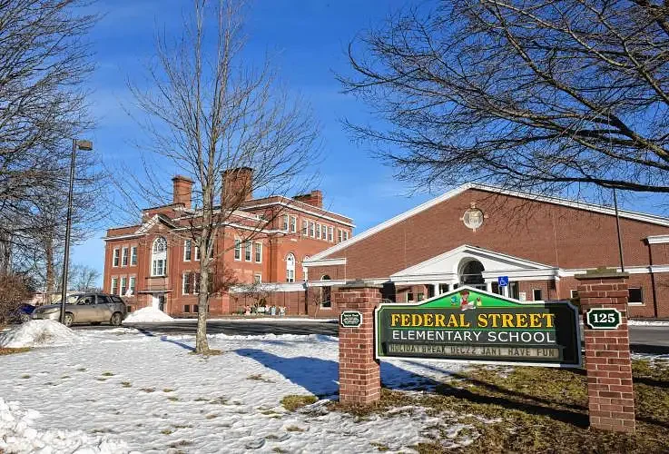 Advisory committee tasked with developing plan for Greenfield school facilities use