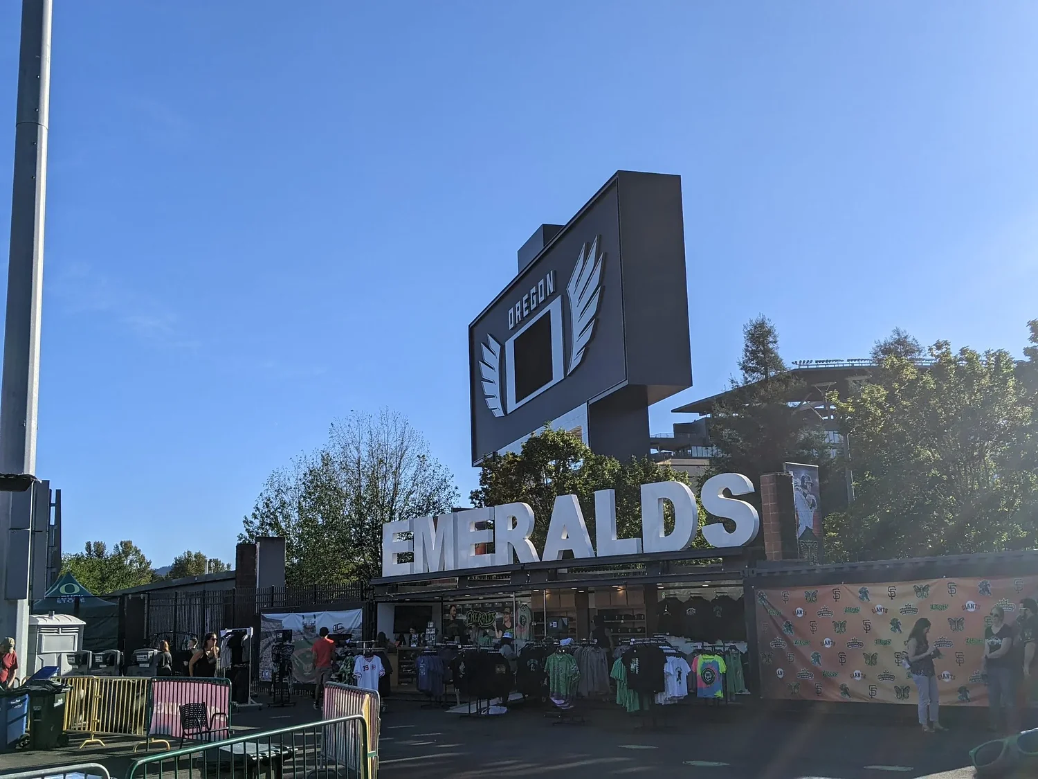 Emeralds to stay in Eugene for at least two more seasons