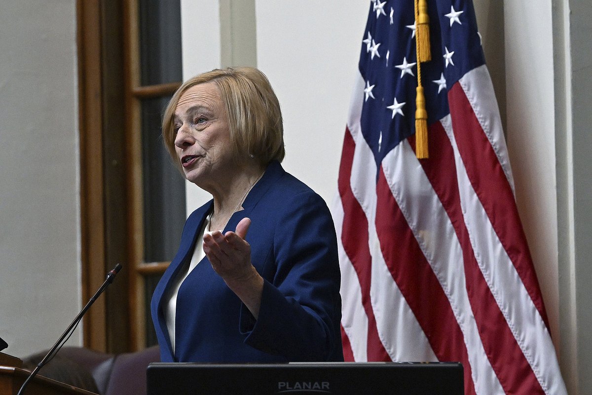 Letter: Mills right to meet with Trump