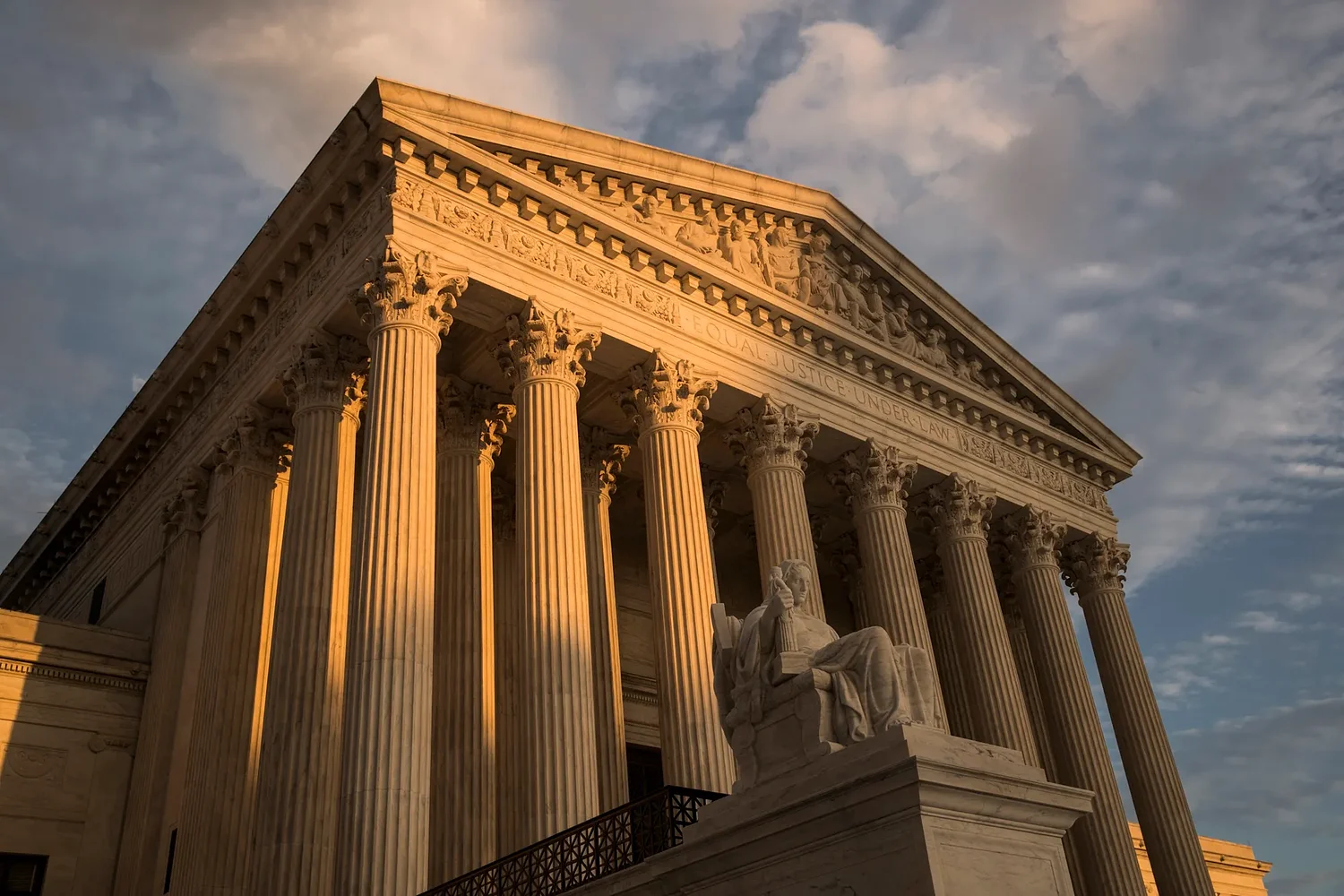 Trump’s Steady Loss of Support From Republicans and Courts