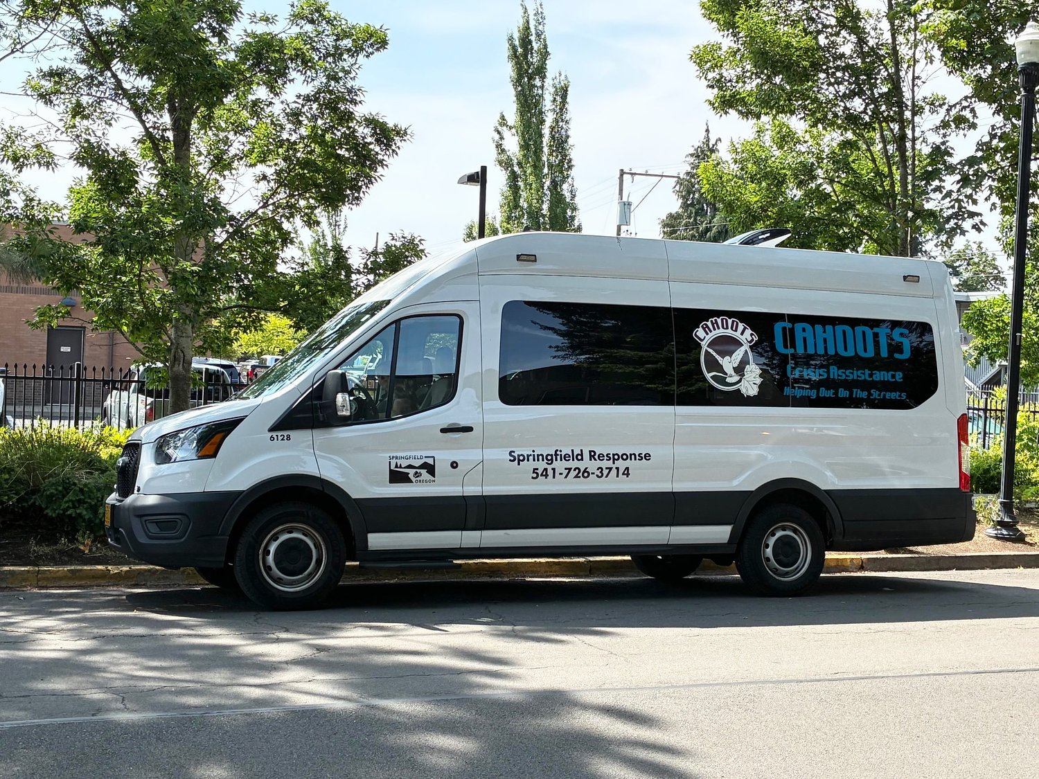 Eugene plans to seek another provider, similar to CAHOOTS, to reach people in crisis 