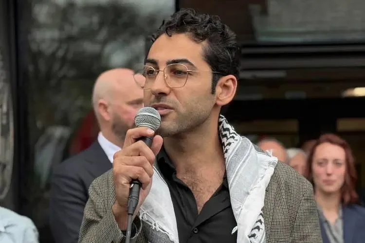Homeland Security renews effort to deport Mahdawi