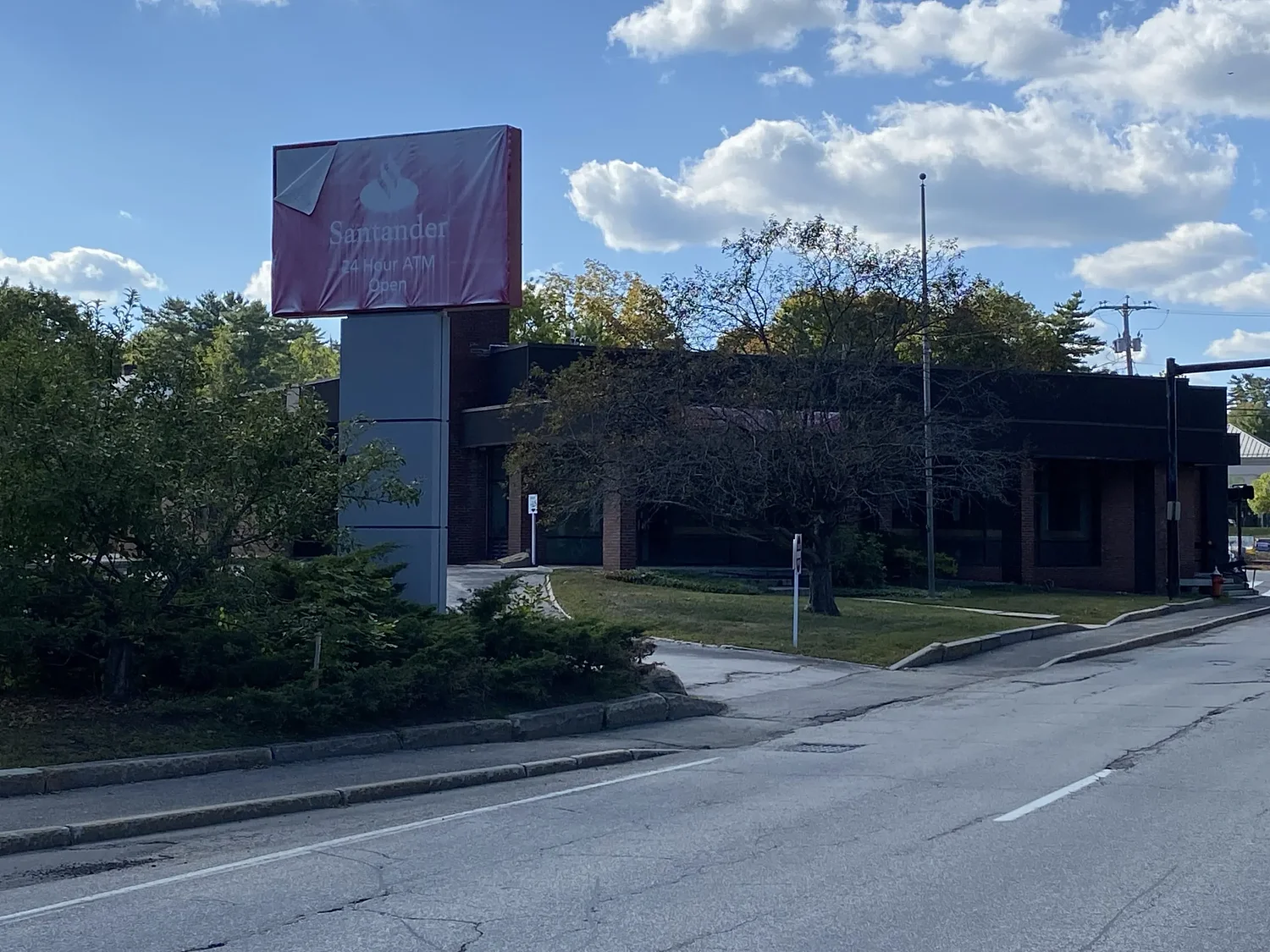 Long-closed bank may become urgent care site