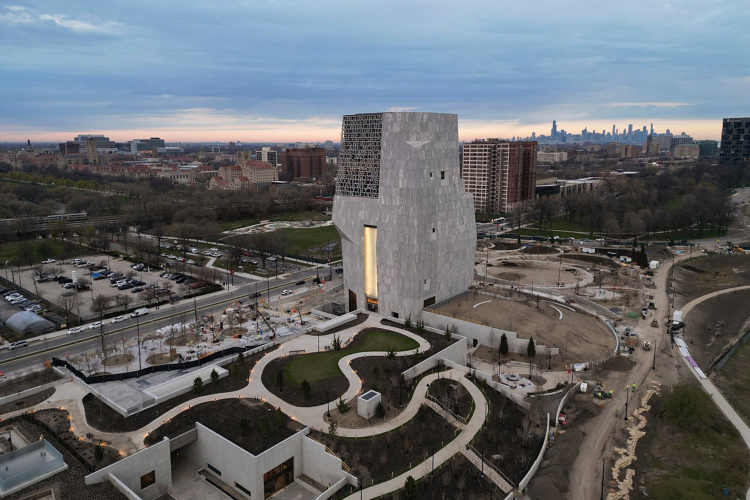 Former Obama staff, campaigners reflect on legacy as presidential center opens