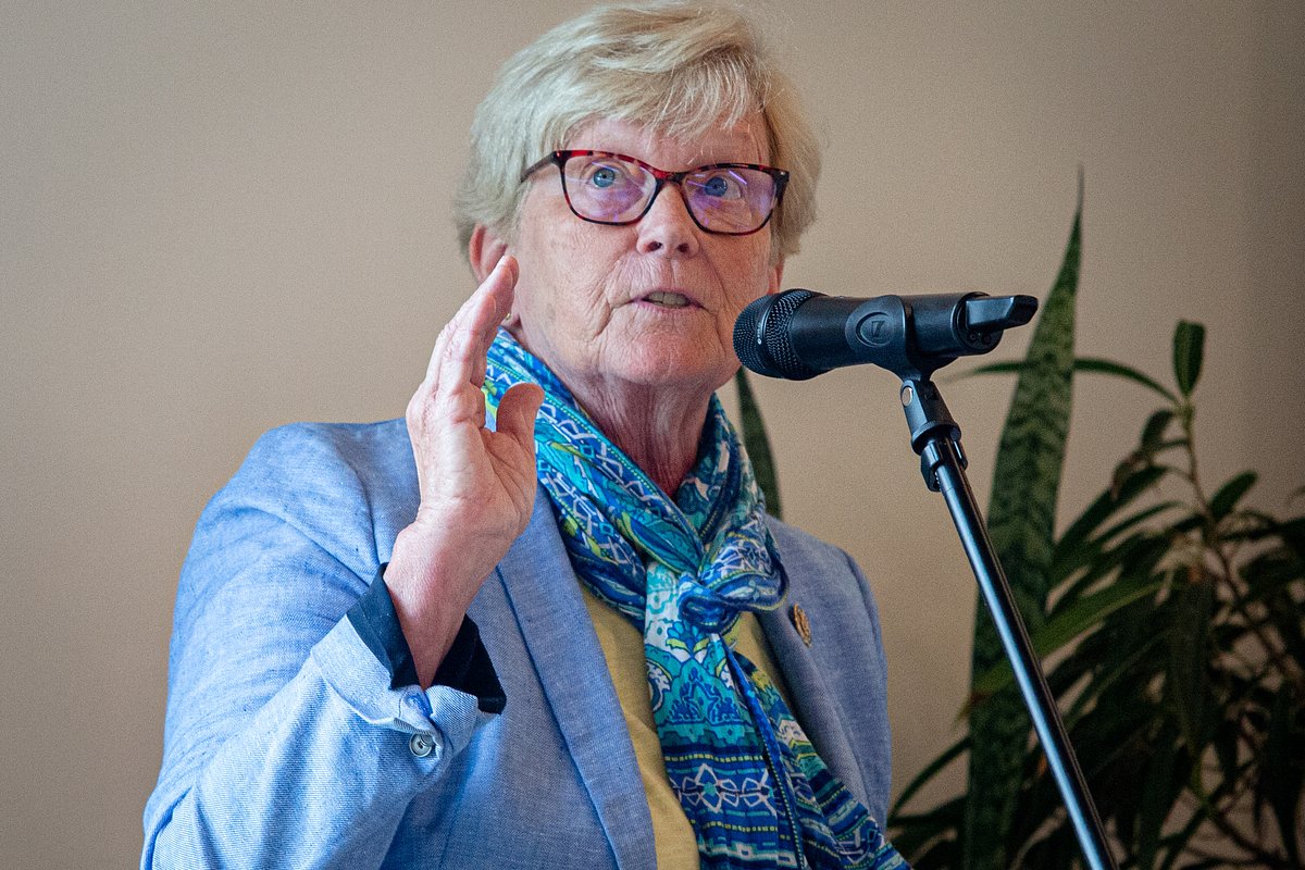 Chellie Pingree will visit Maine teenager held in Texas ICE facility