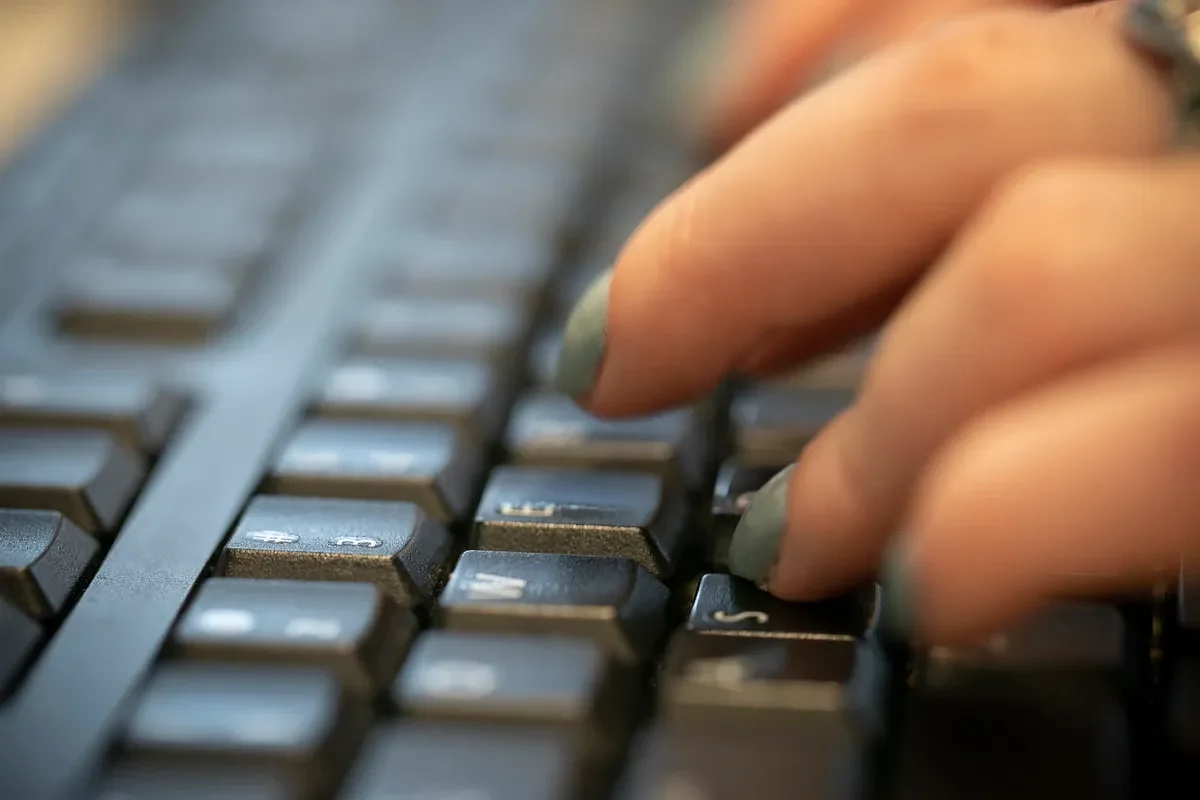 Elderly Maine couple gets $19,500 back lost in computer scam