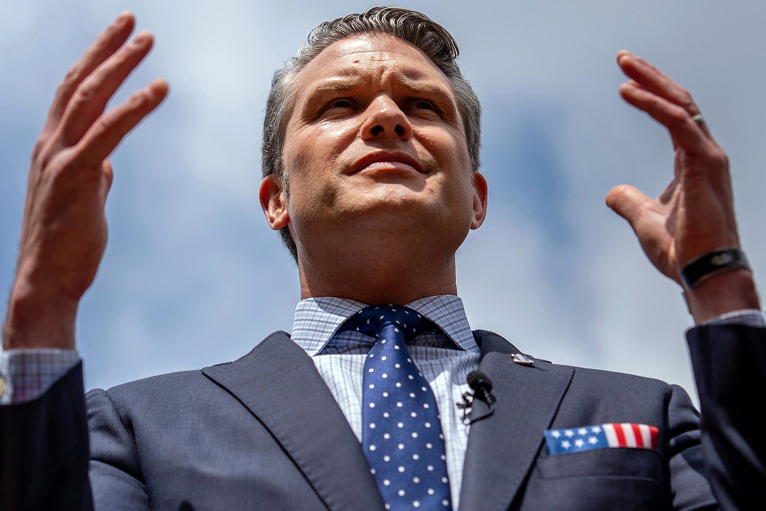 Defense Secretary Hegseth tests Constitution in Pentagon worship services