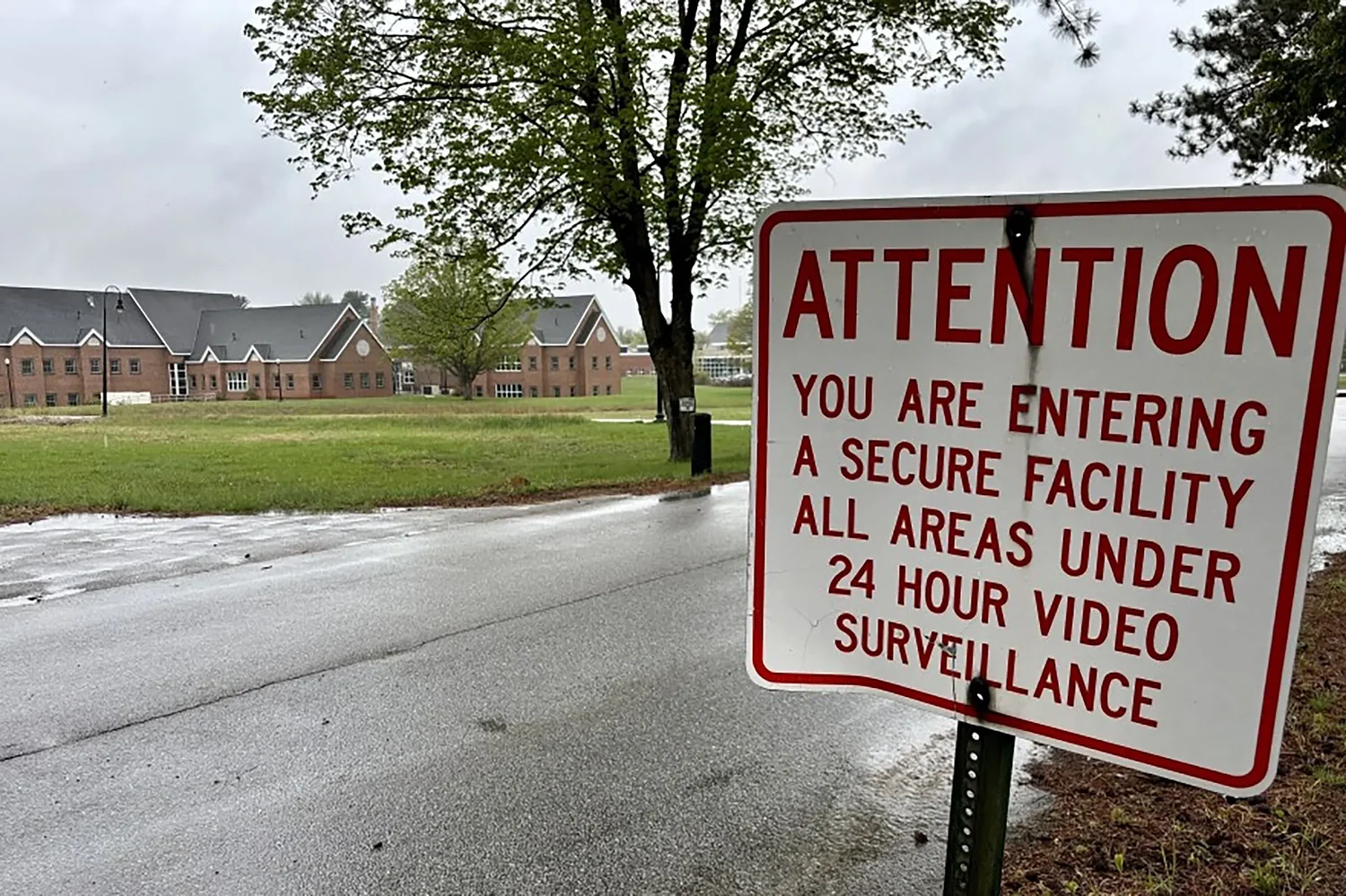First investigation of youth detention facility calls for more than two dozen changes