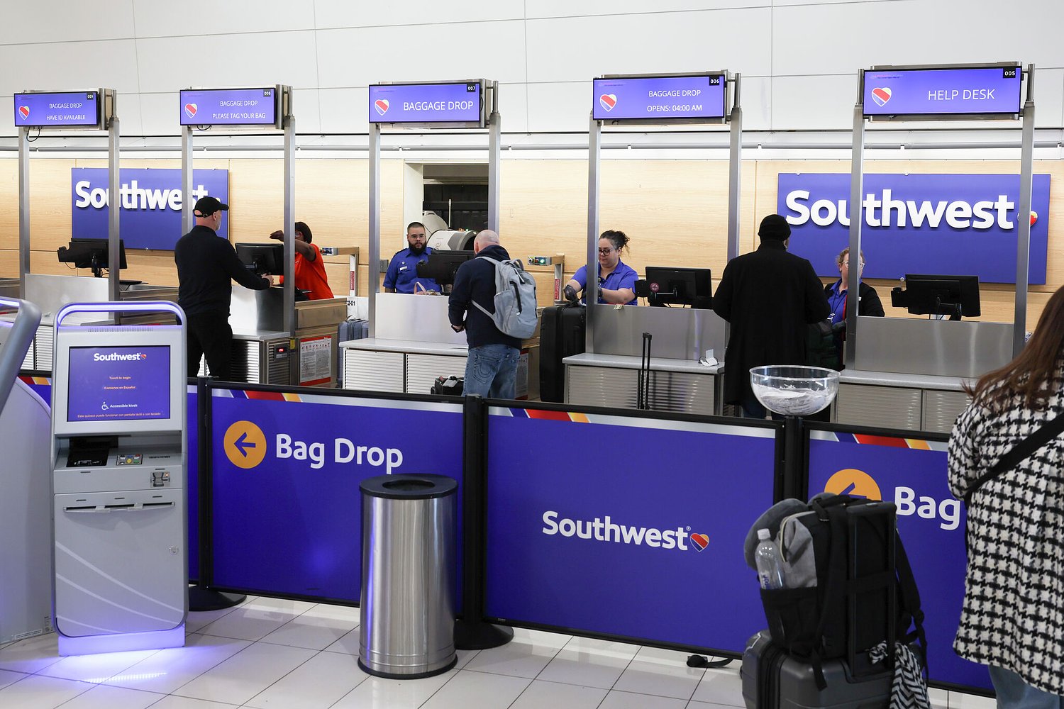 Southwest Airlines' new bag fees, safety policy go into effect this week