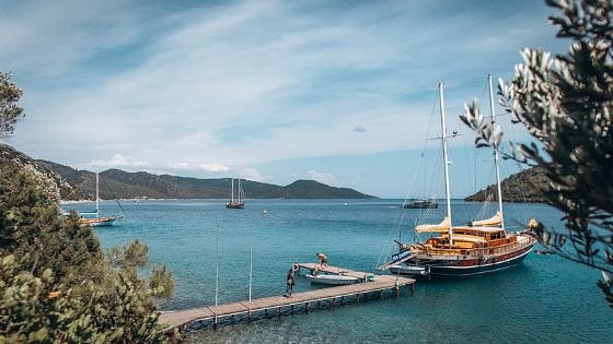 15 Luxury Warm Weather Destinations in November