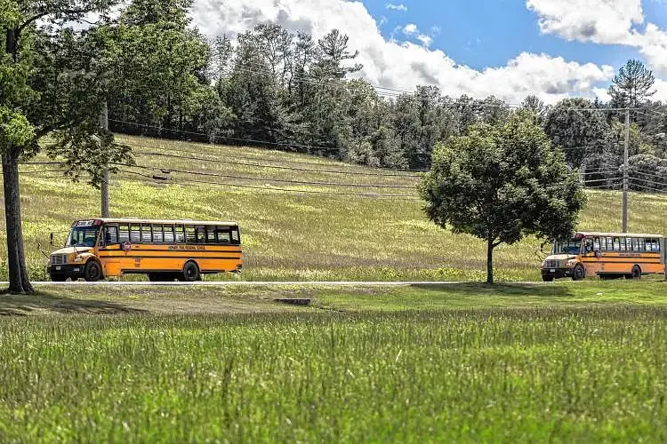 Steering Committee to further examine bus ride times under single-campus proposal